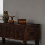 Danish baroque oak buffet from the early 18th century, carved details, 1700-1750.