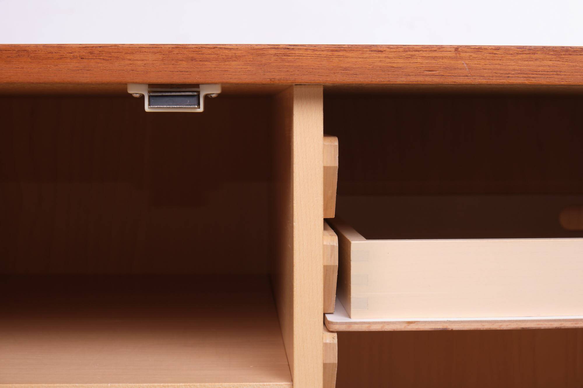 Buffet B40, by Dieter Wäckerlin for Behr. Teak wood.