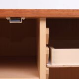 B40 sideboard, by Dieter Wäckerlin for Behr. Teak wood