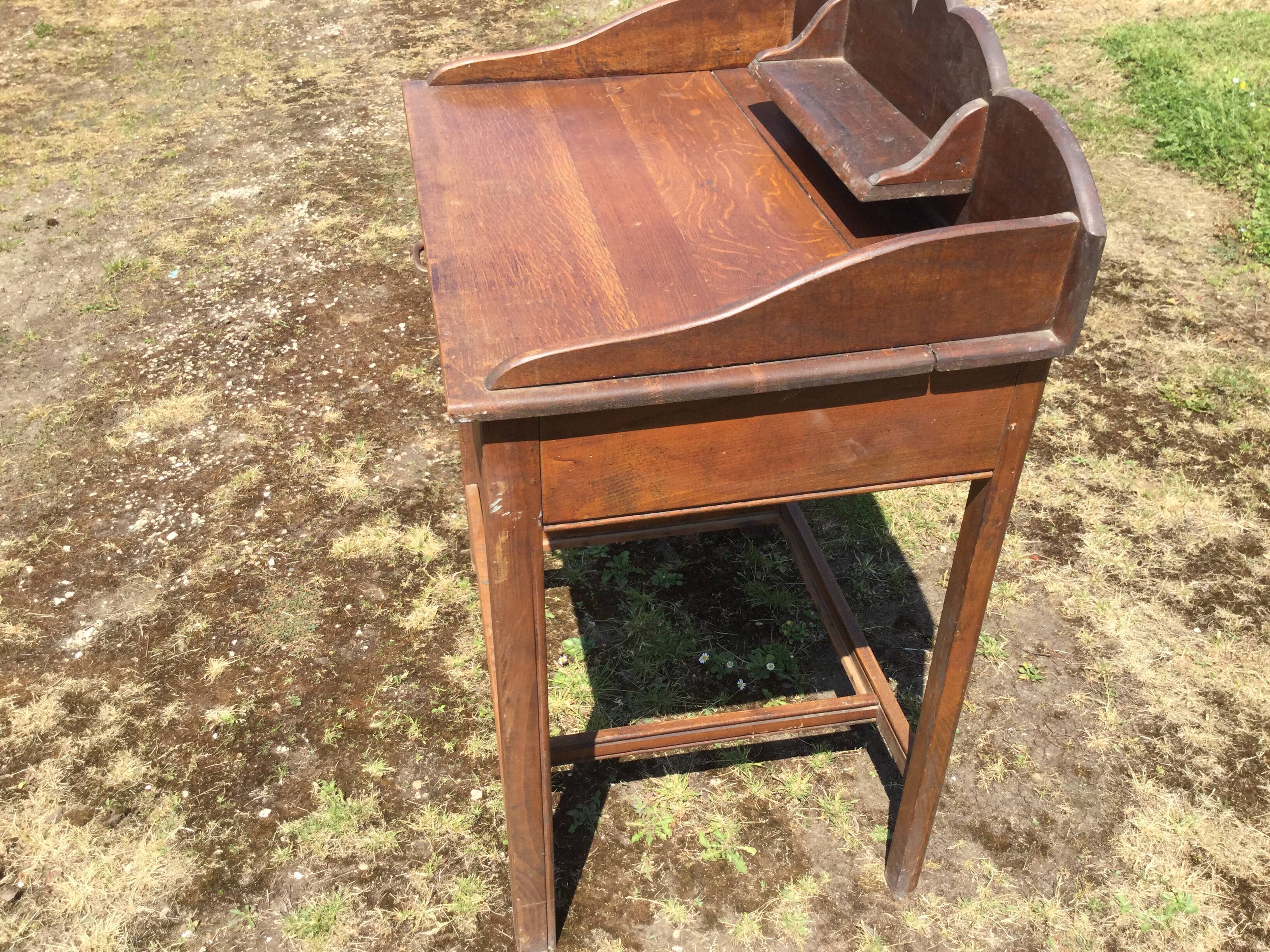 Coiffeuse en bois