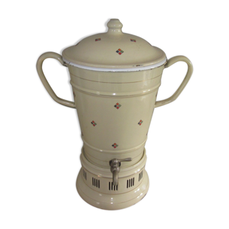 Old bistro coffee maker in email