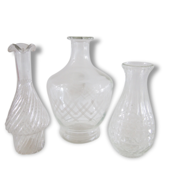 Lot vases