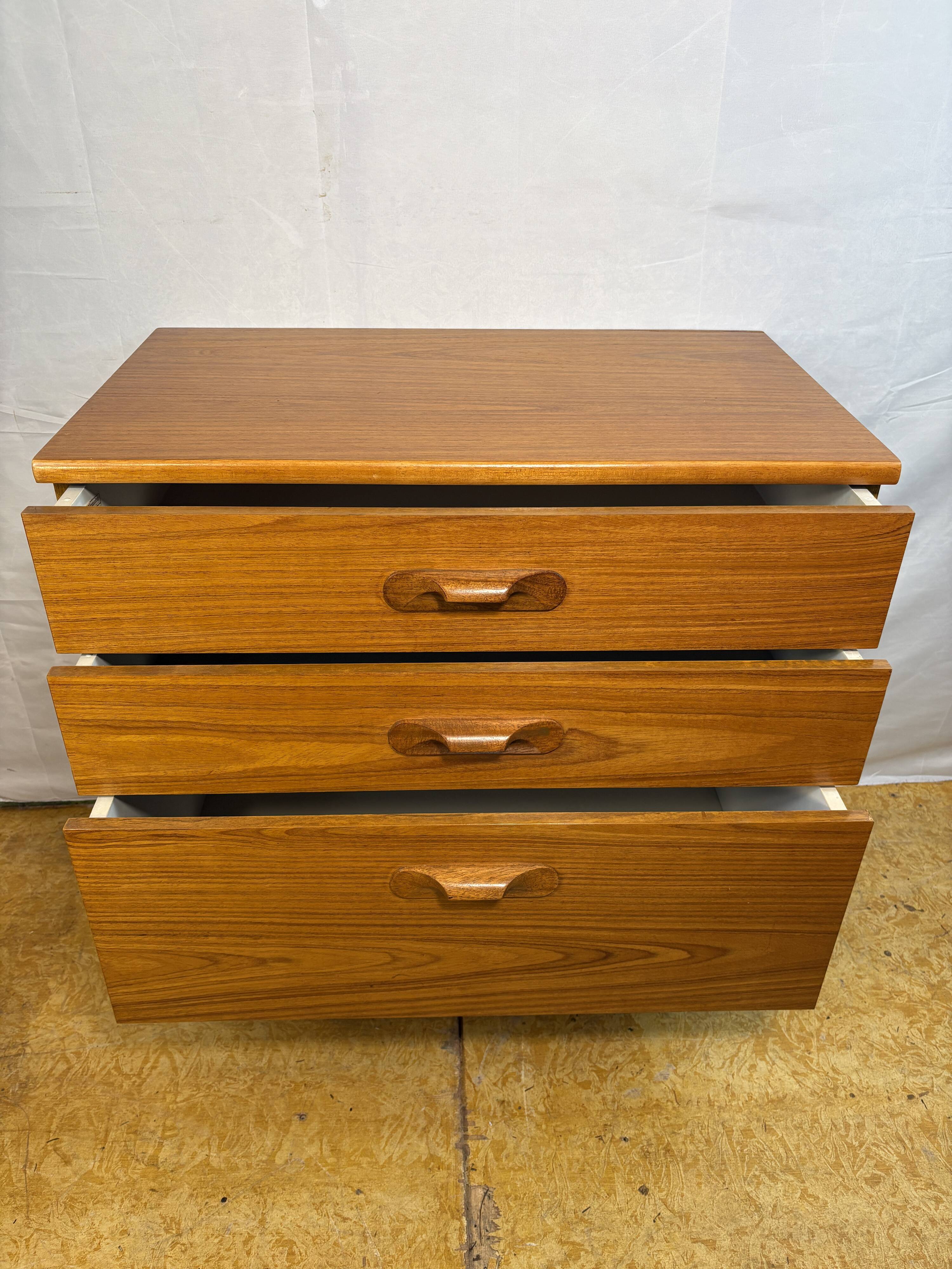 Mid-Century Retro Vintage Teak Chest of Drawers by Austinsuite 1960  Compac