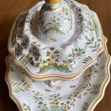 Tureen in Moustiers Sainte Marie