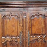 Walnut cabinet, 18th