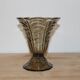 Vase en verre moulé teinté brun fumé