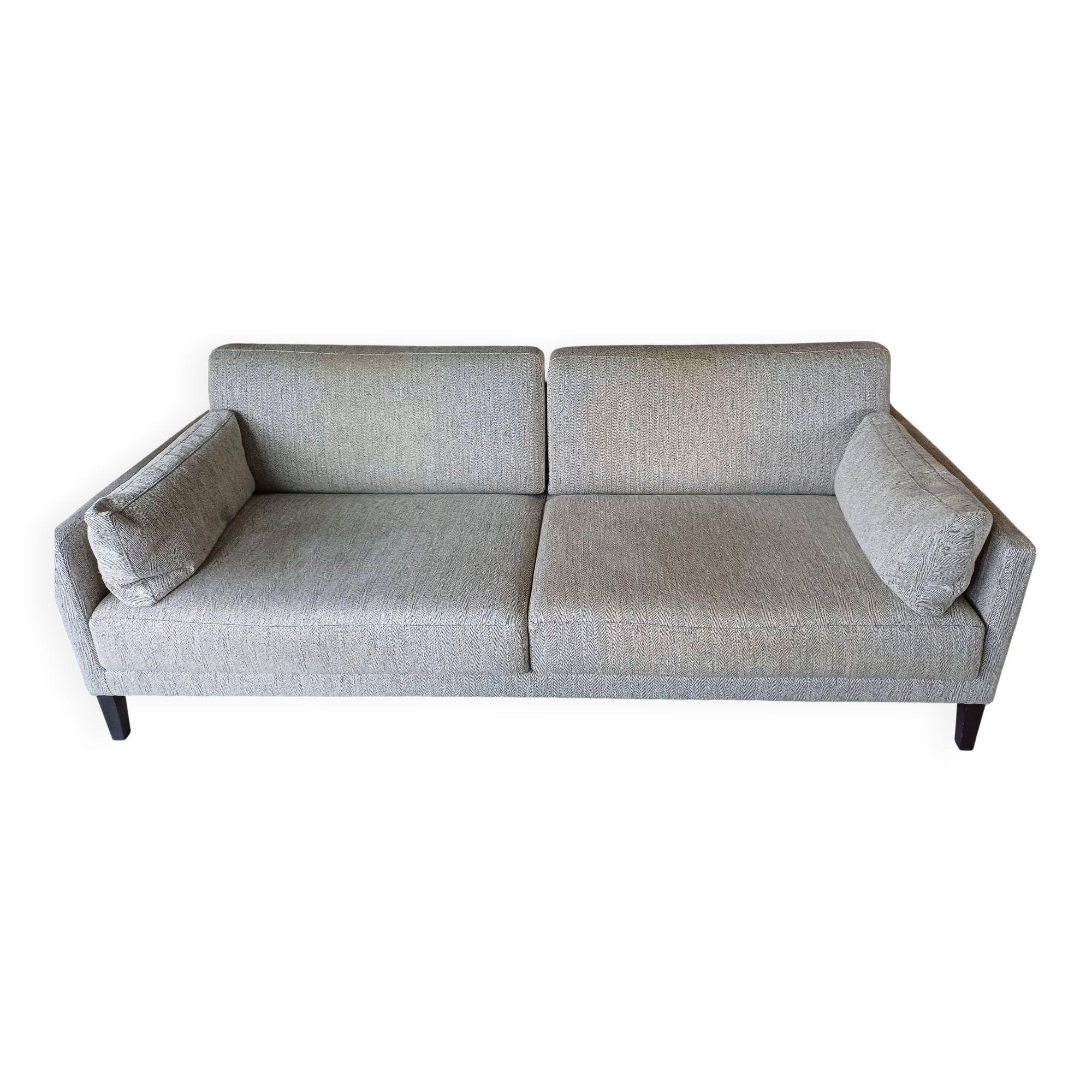 Duvivier canapé 104 Mayenne Alaska pebble fabric and its headrests.