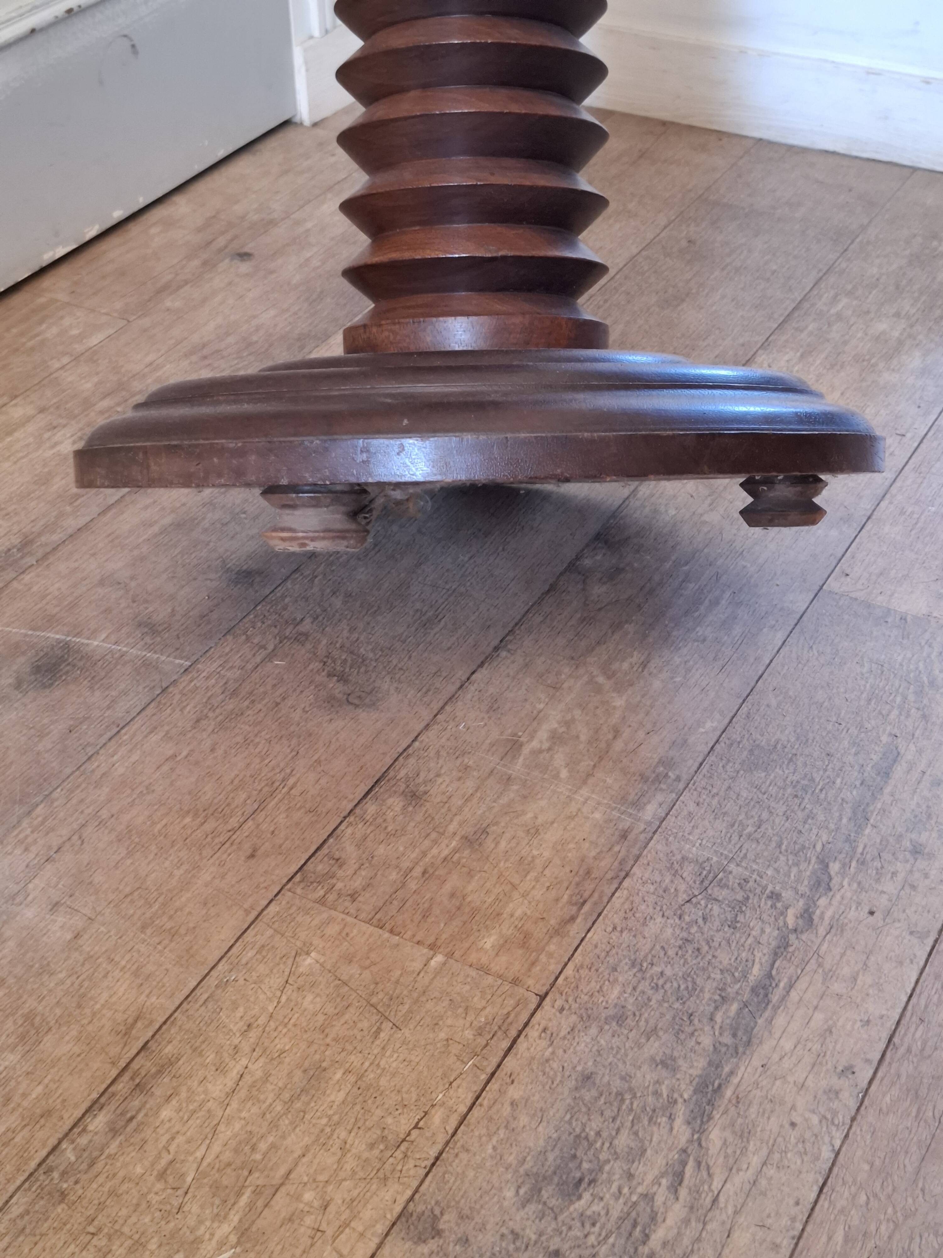 Large size press screw saddle