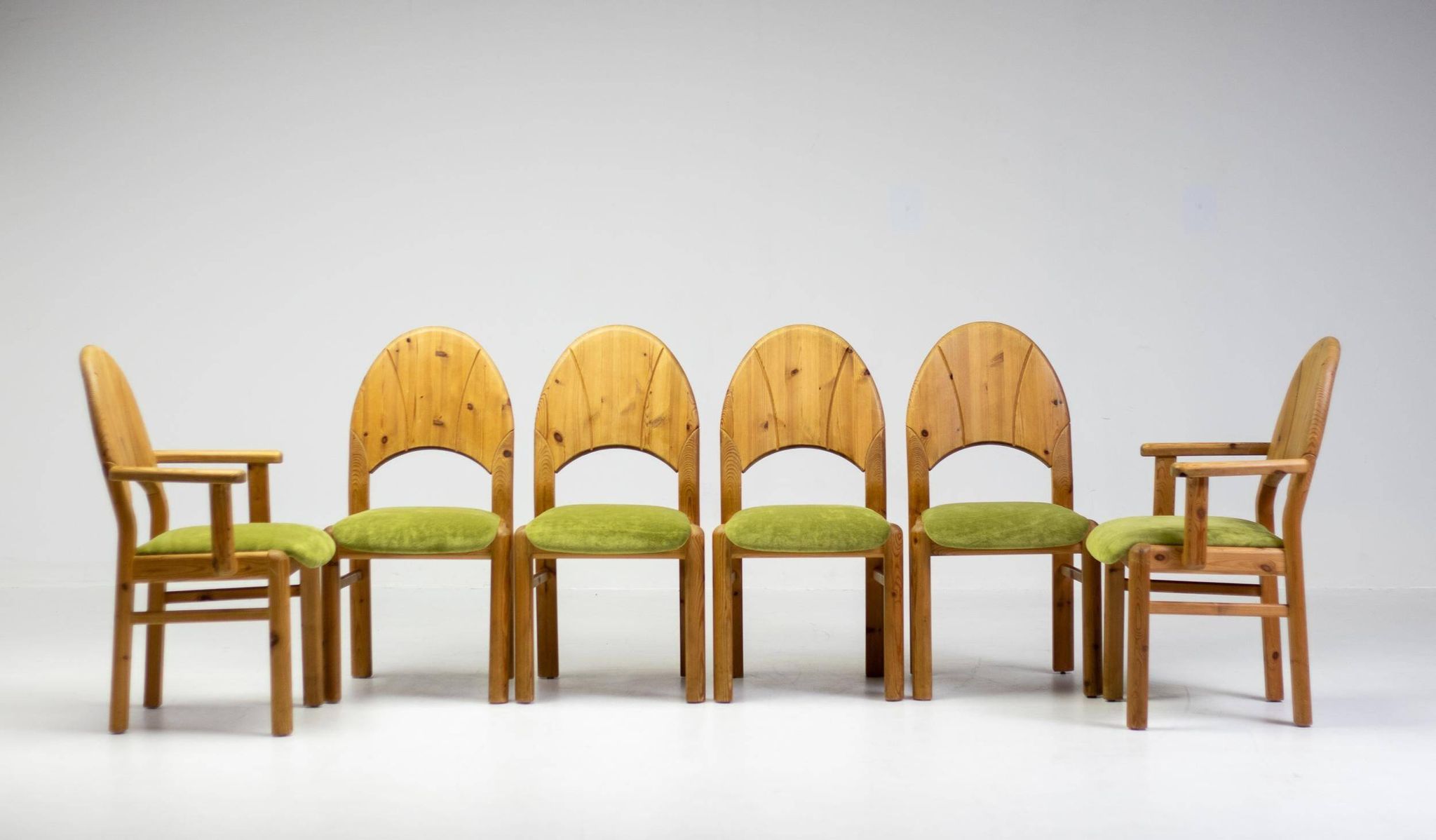 The Modern Scandinavian Oregon Pine Mid-Modern Dining Set - 4 Accent Chairs and 2 Armchairs