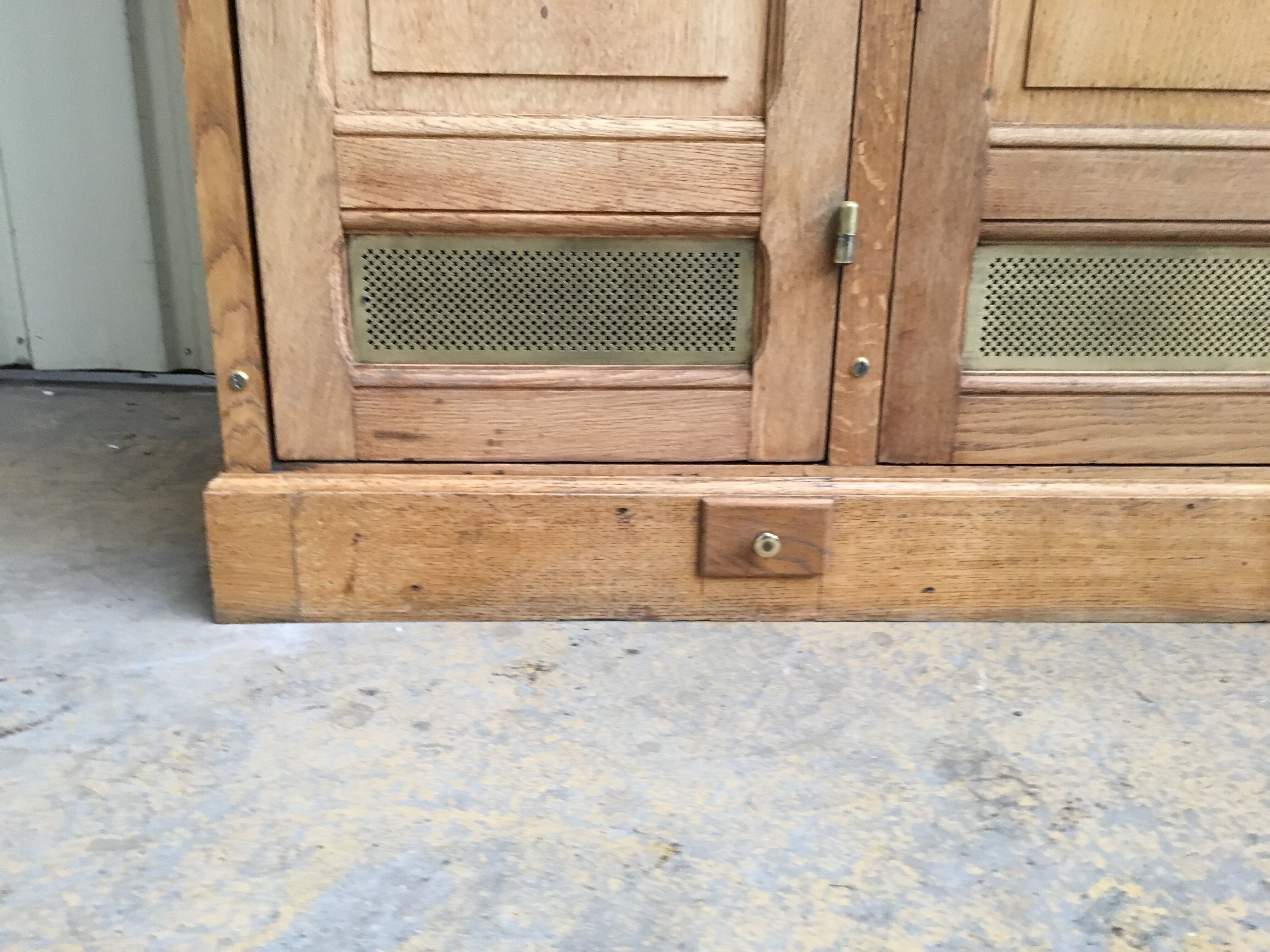 Former Bank of France 2 oak cabinet