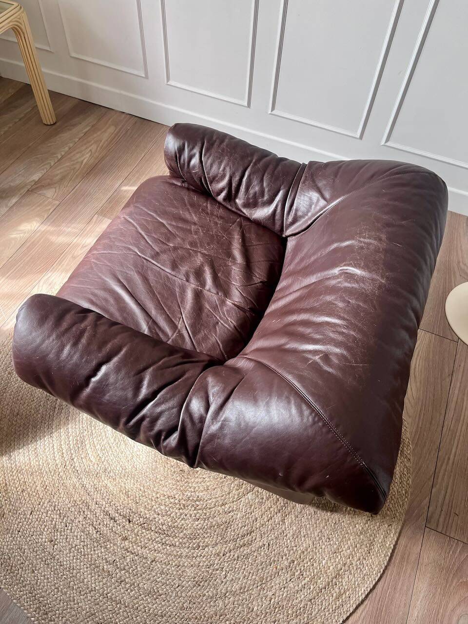 Brown leather armchair from the 1970s.