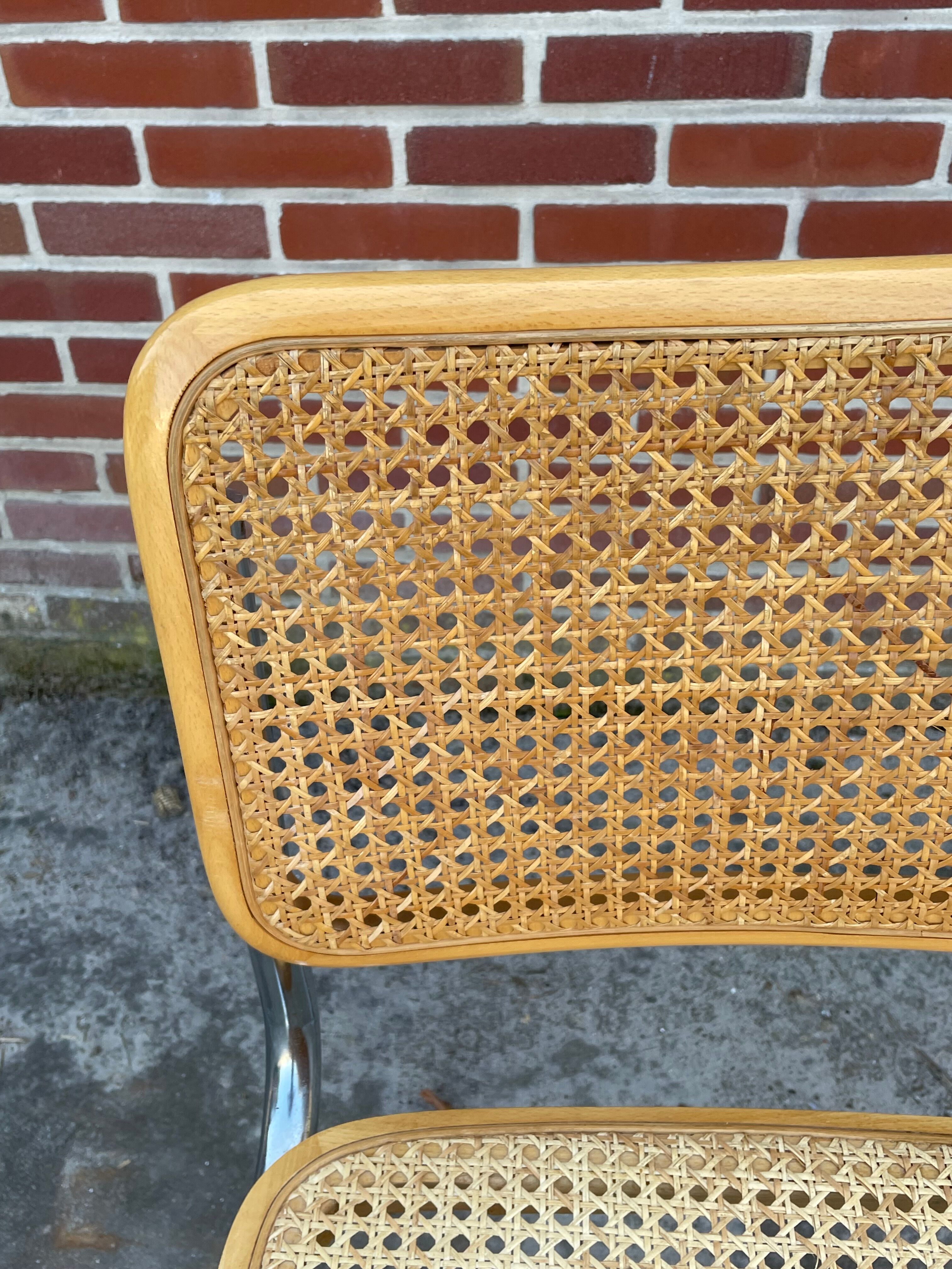 Lot de  4 chaises modèle Cesca B32