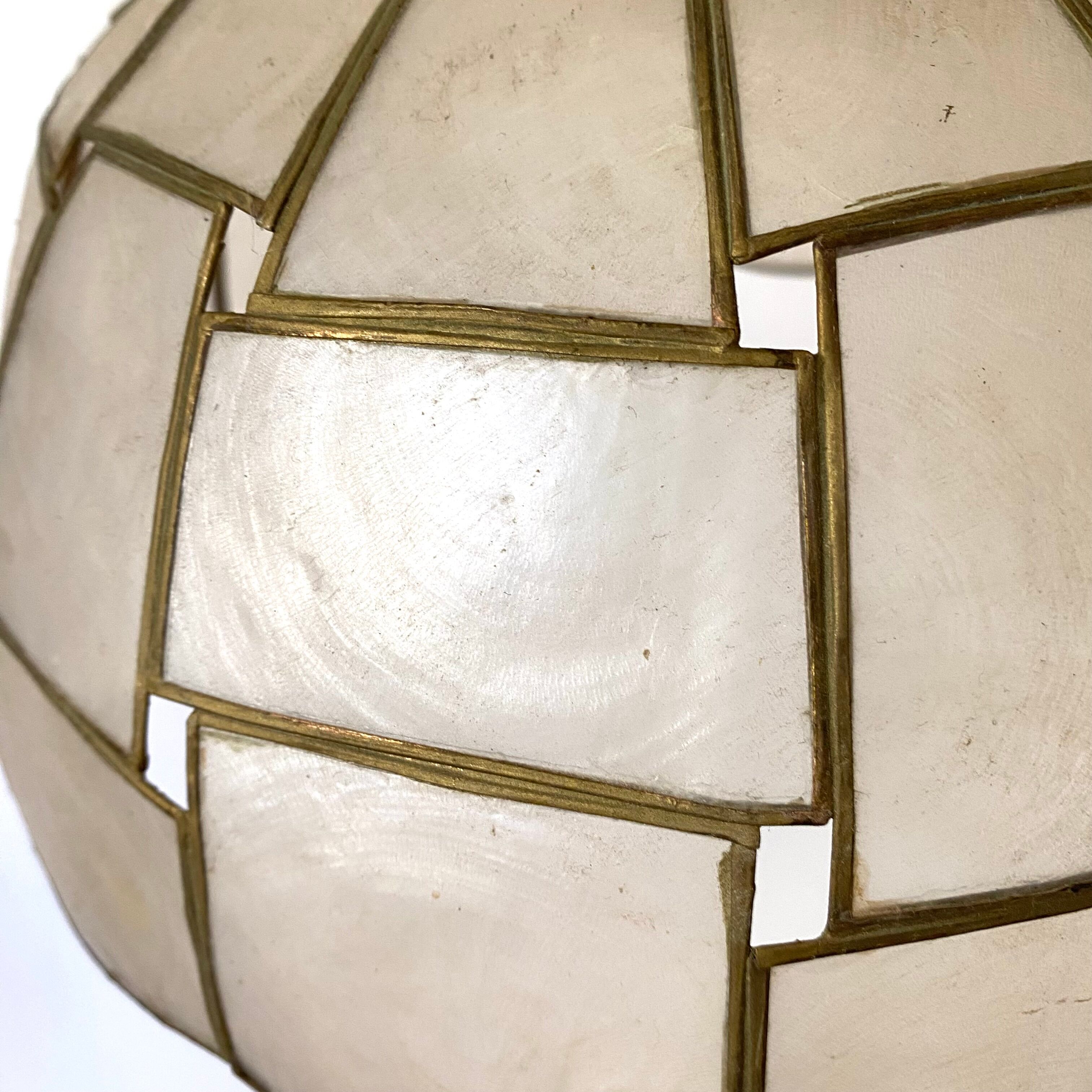 Vintage day abat to hang in mother-of-pearl and brass