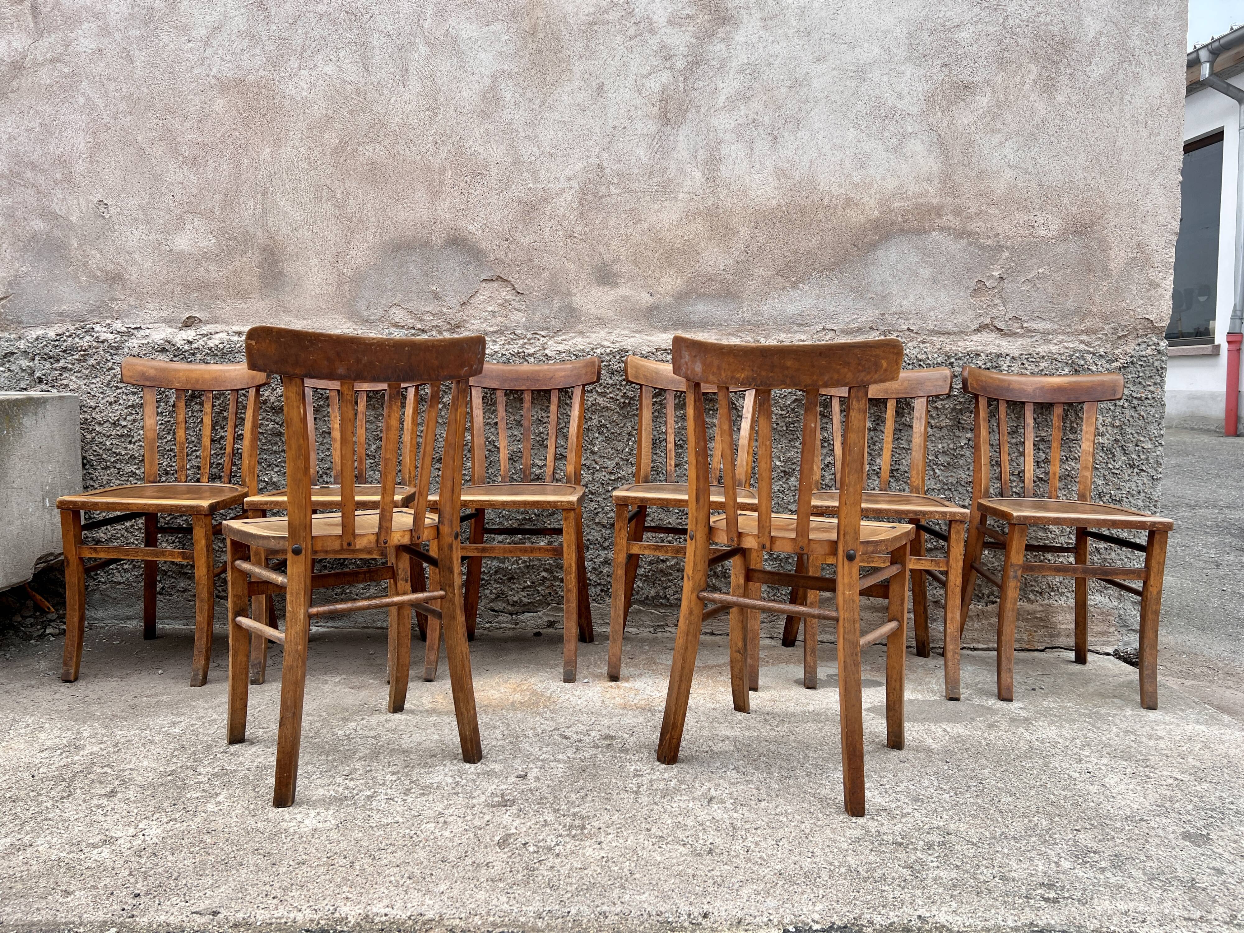 Series of 8 chairs bistro wood curve