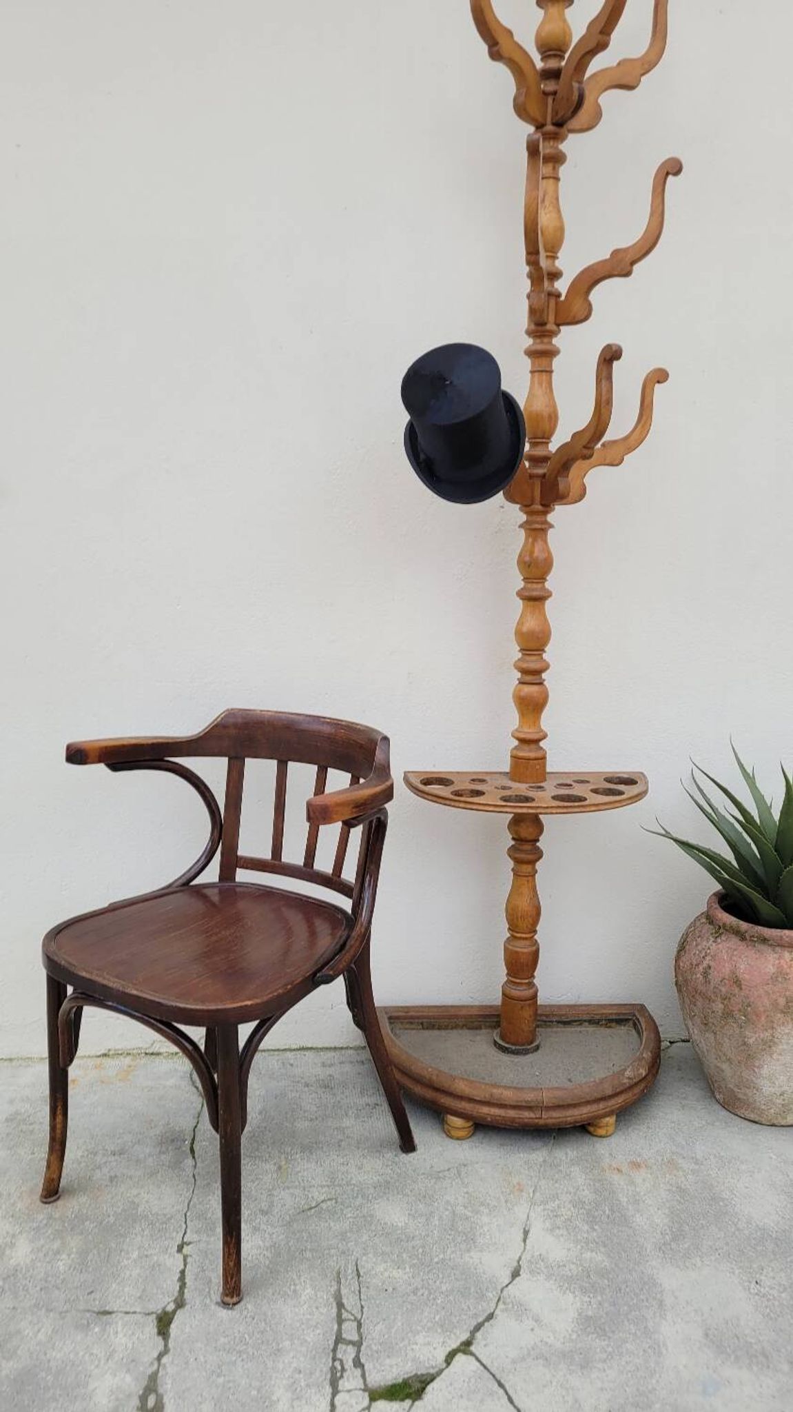 Office chair signed Baumann bistro style curved wood - 1930s