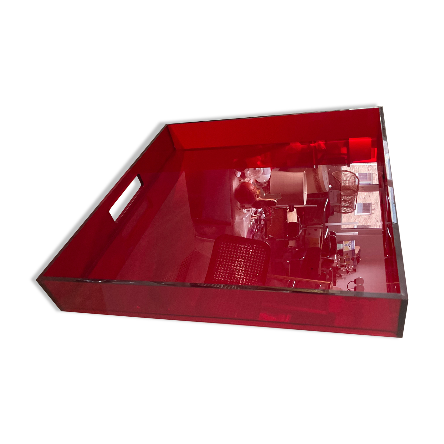 Design top in red plexiglass