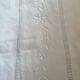 Drap ancien brodé et ajouré