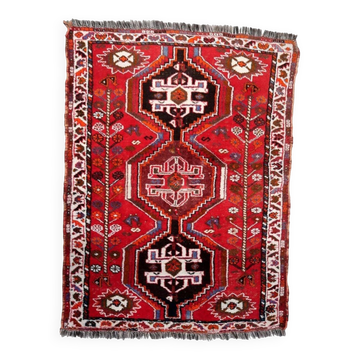 Vintage 1940s Persian Shiraz rug, tribal triple medallion, red field, 115cm x 156cm