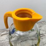 Refreshing glass carafe