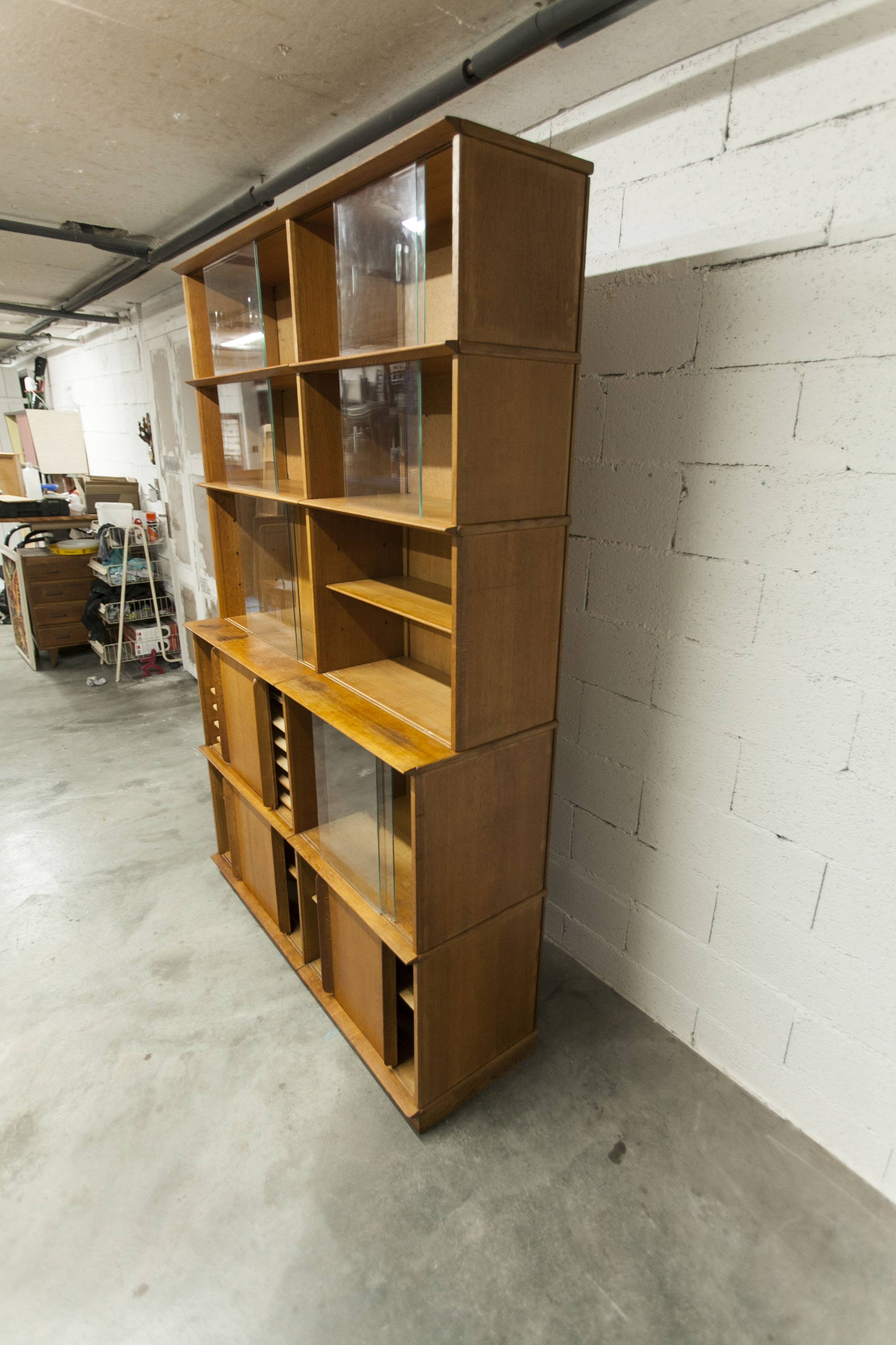 Bibliothèque vitrine Oscar par Didier Rozaffy , 1952