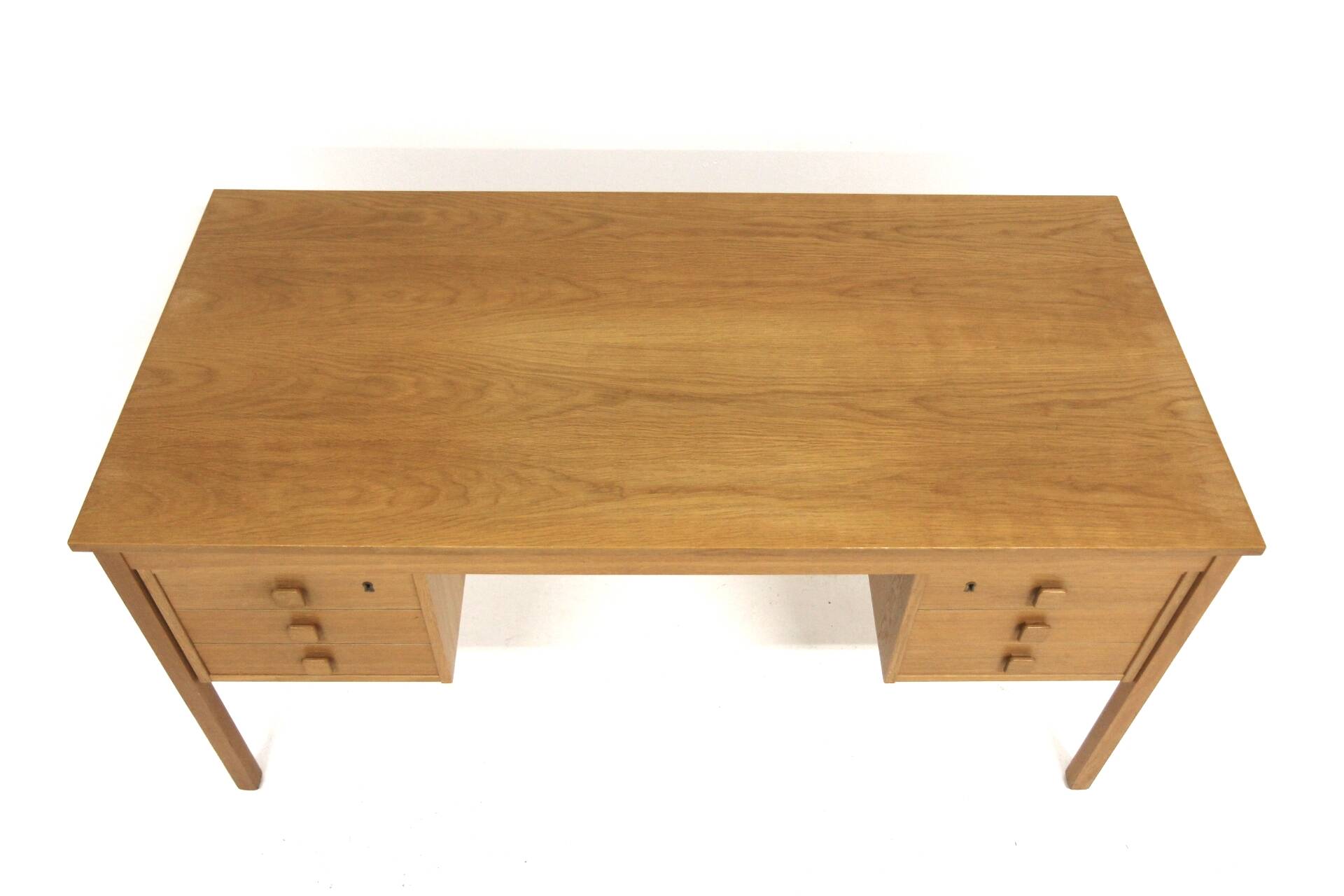 Bureau scandinave en chêne, Suède, 1960
