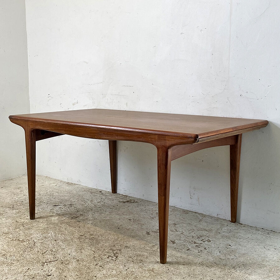 Scandinavian dining table extendable vintage 60's