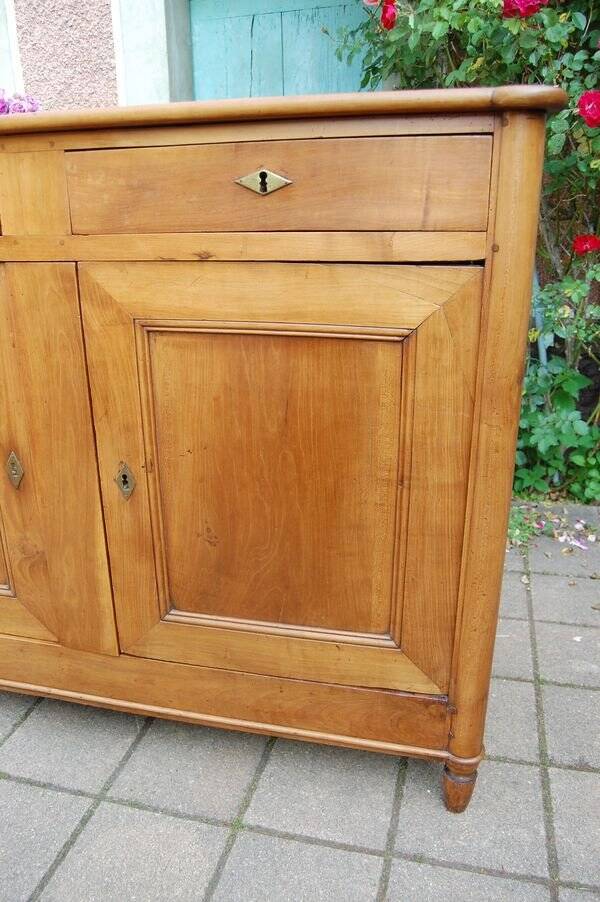 Louis Philippe period sideboard in cherry wood from the 19th century