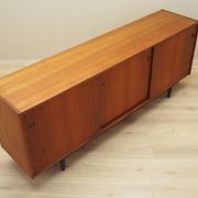 Enfilade en teck, design danois, années 1970, production : Danemark