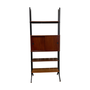 Bibliothèque sur pieds