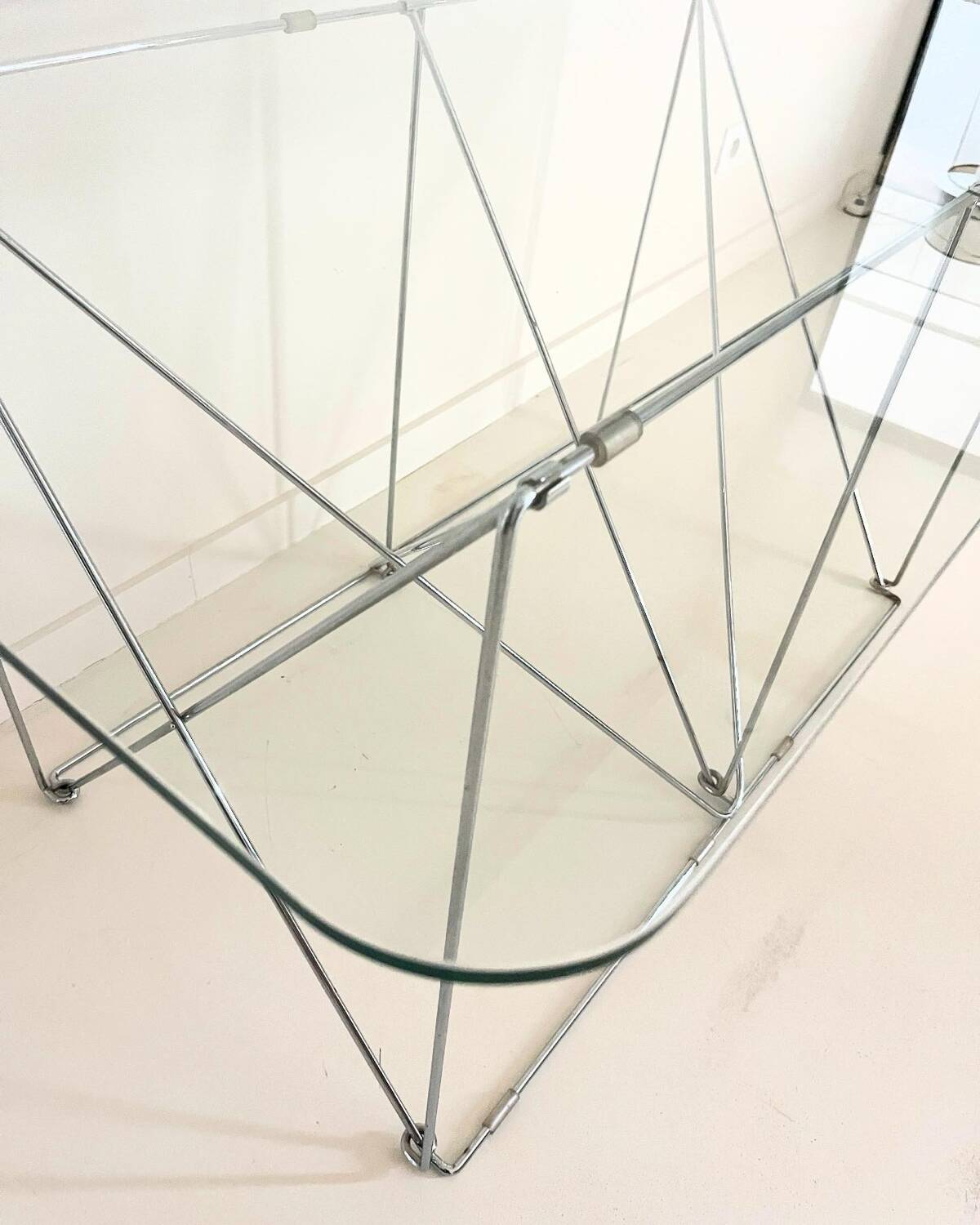 Dining table by Max Sauze