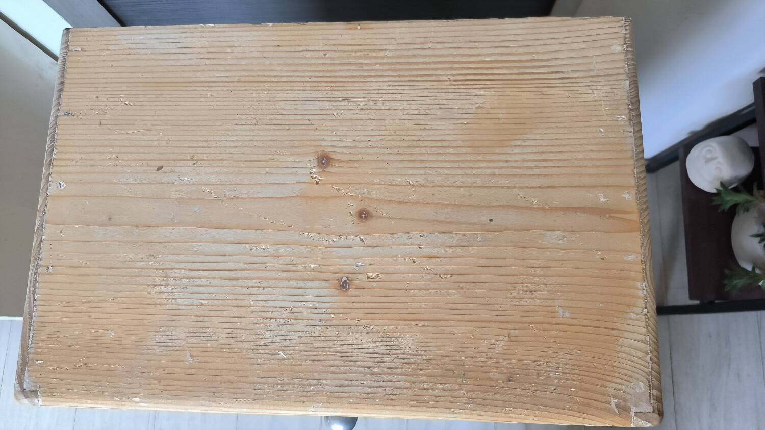 Vintage Art Deco chest of drawers