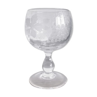 Grape cup