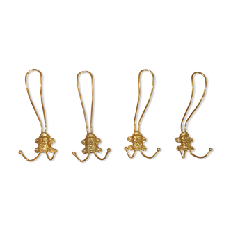 set of 4 hooks in gilded metal