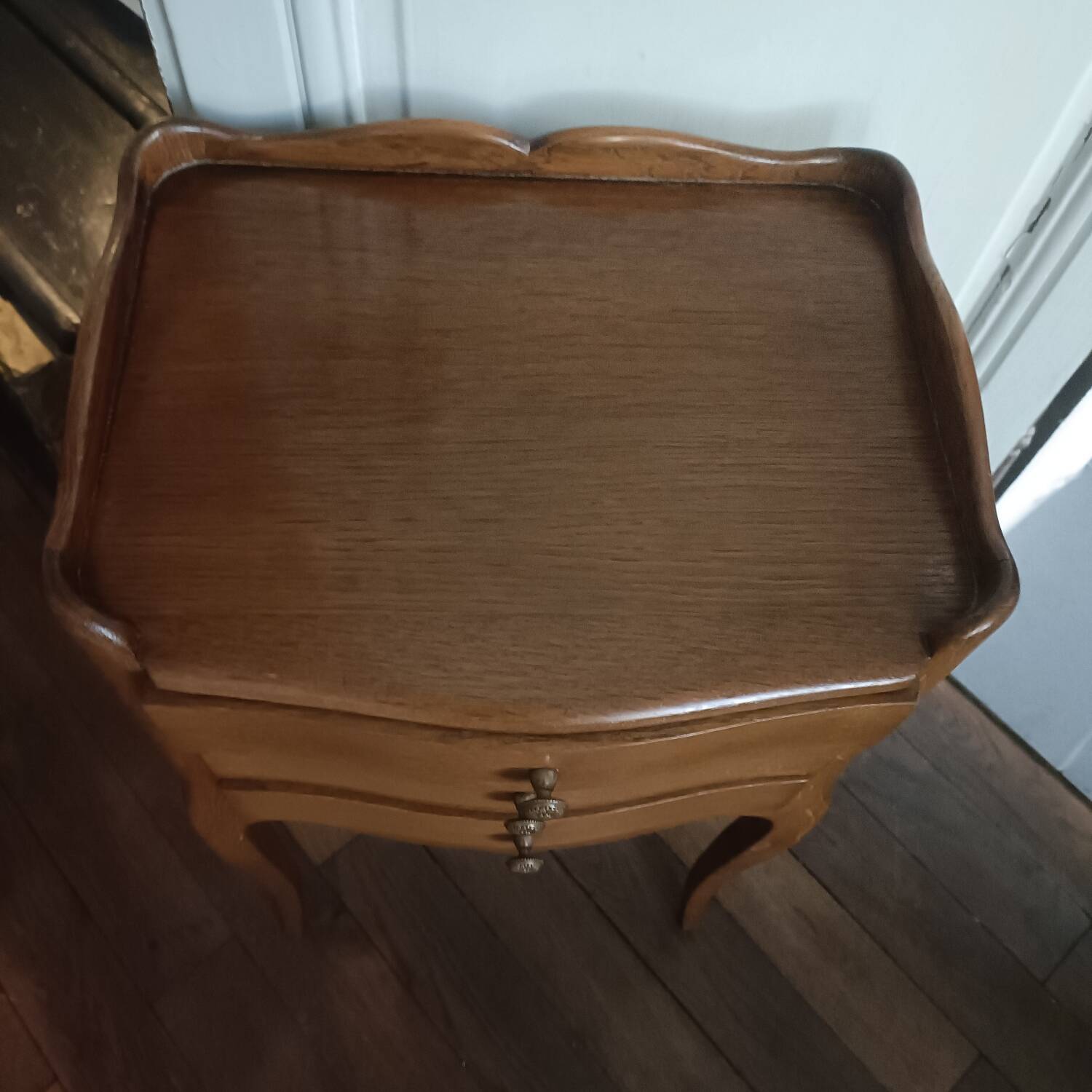 Vintage bedside table with 3 drawers