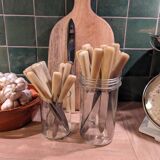 Set of 25 horn and stainless steel knives