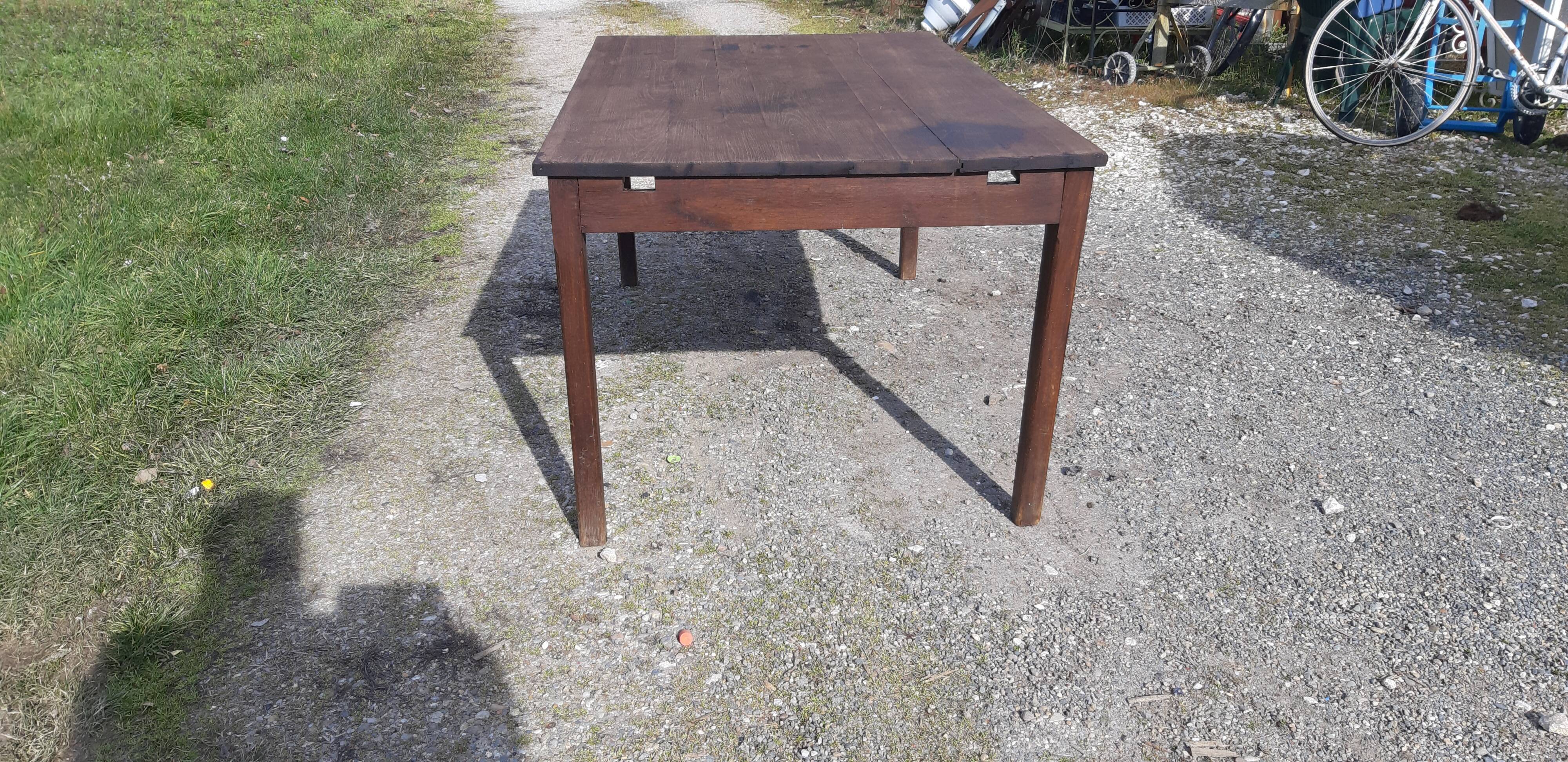 Oak farmhouse table with 2 extensions