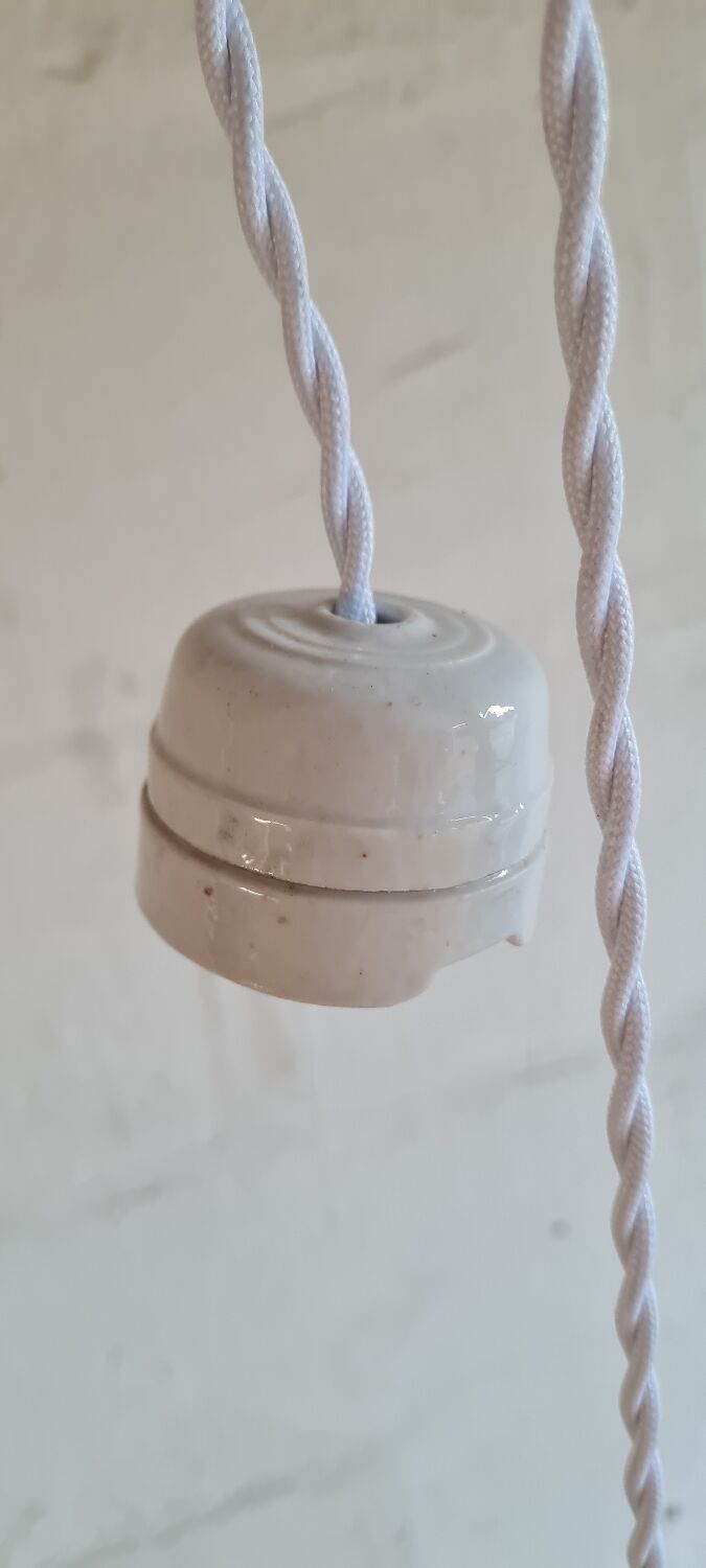 Pressed glass suspension