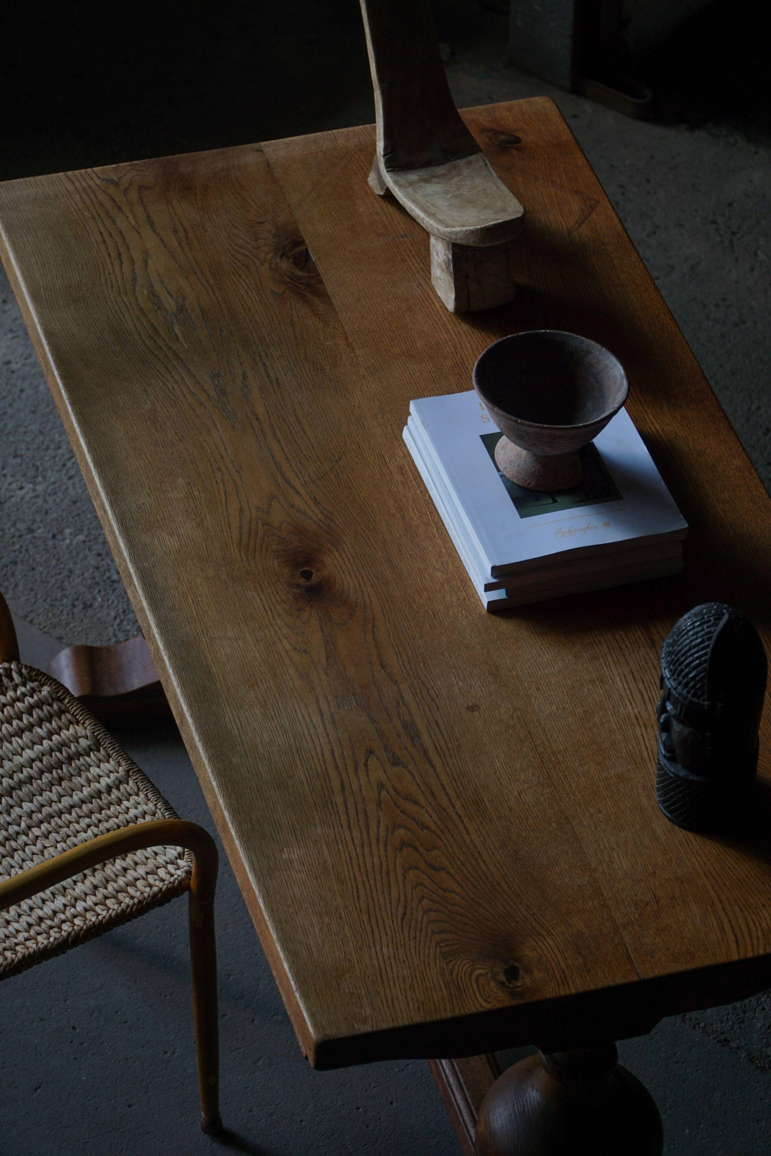 Baroque writing desk from the 1920s in solid oak, by a Danish cabinetmaker.