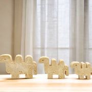 Family of 3 camels in travertine by Fratelli Mannelli