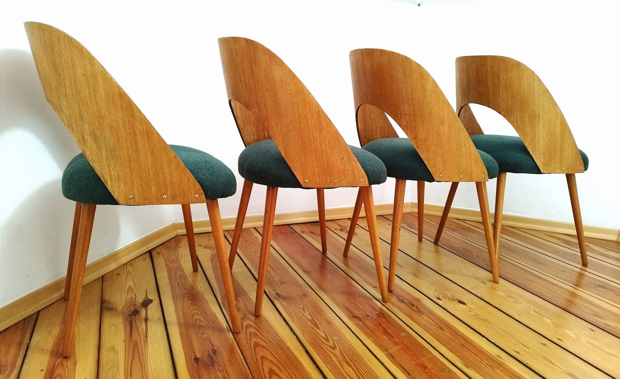 Chairs from Proj. A. Suman, Tatr Nabytok for Tatra, Czechoslovakia, 1960s, Set of 4