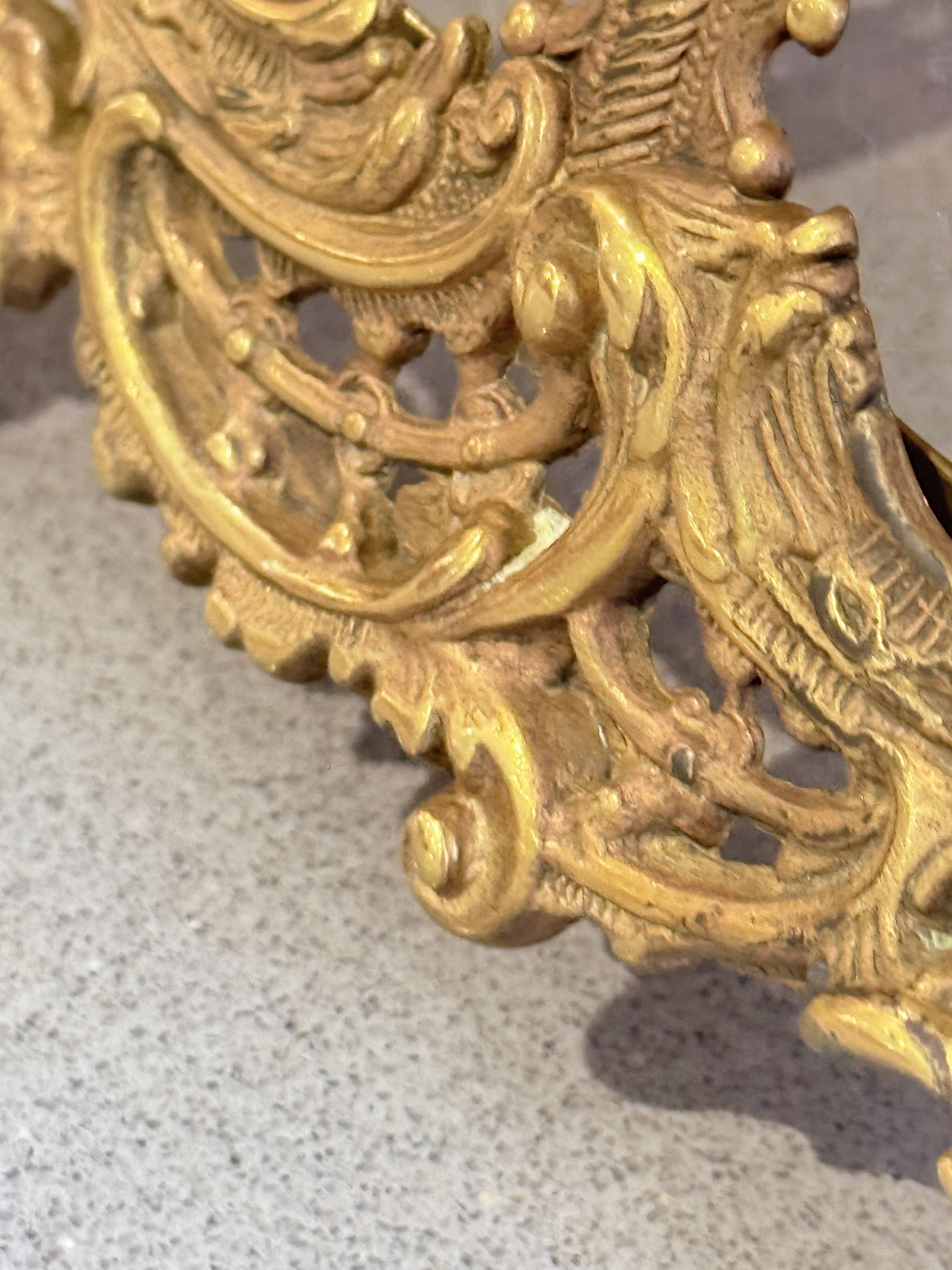 Paire de cadres en laiton doré rococo, cadres décoratifs antiques pour mur et table