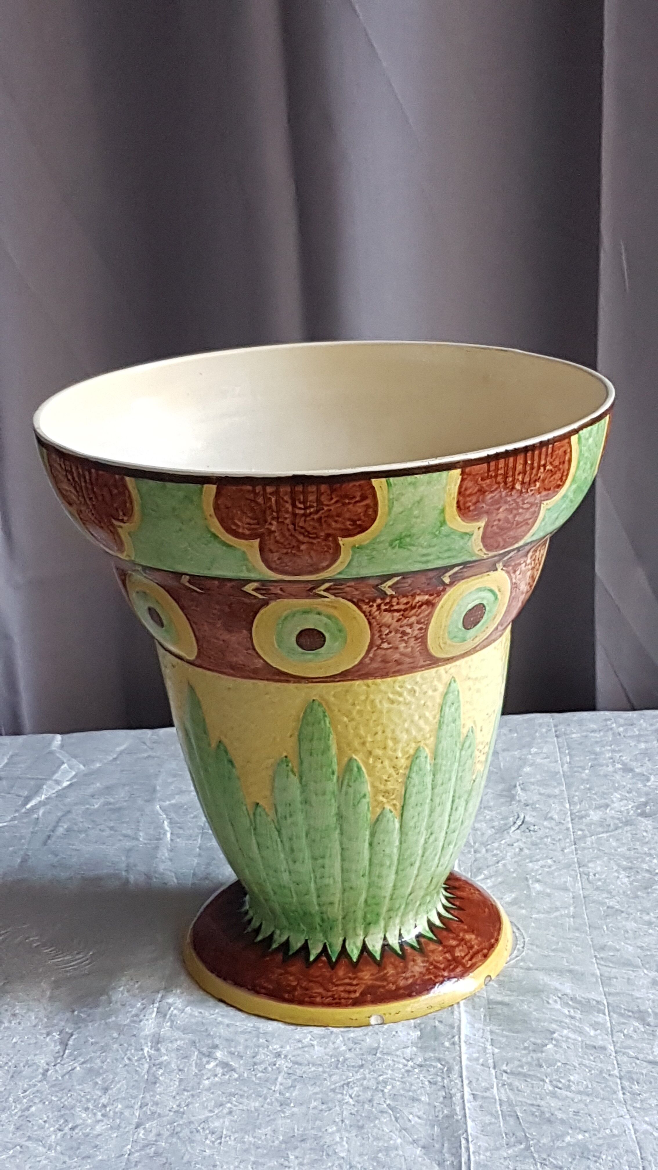 Art-deco vasque lamp in faience