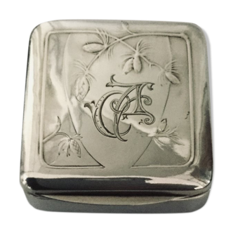 Art nouveau pill box in silver and vermeil