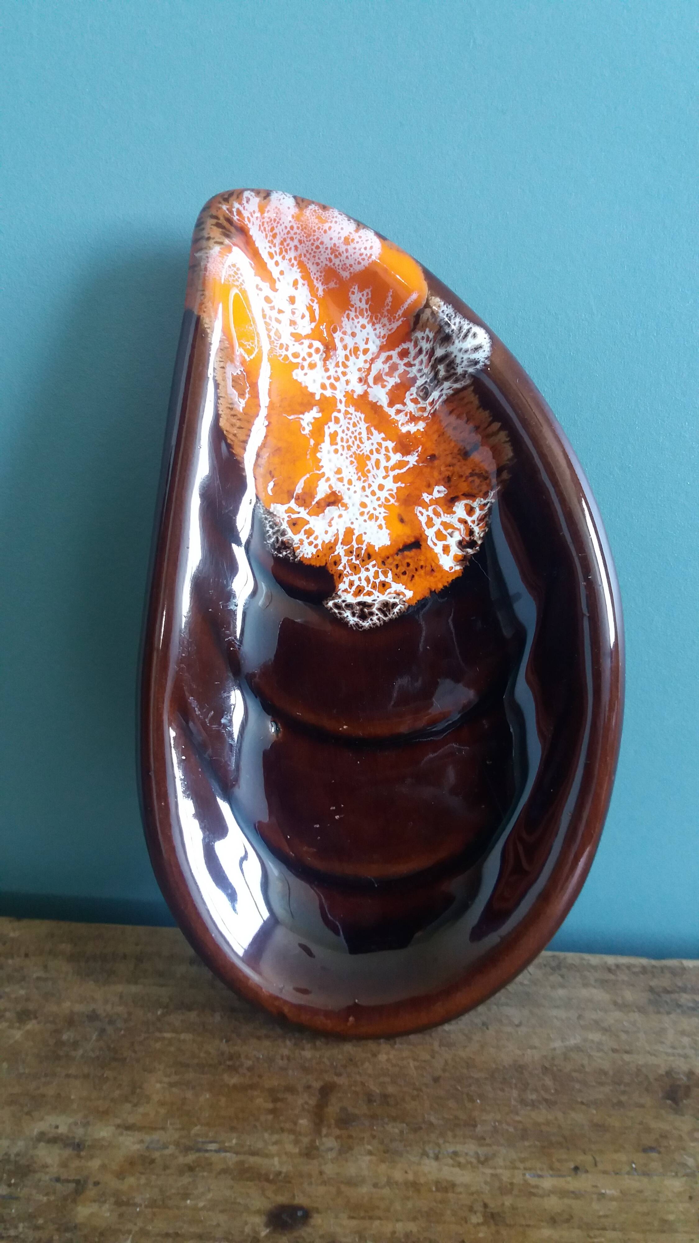 Shell-shaped catchall or butter dish in flamed ceramic style Vallauris.