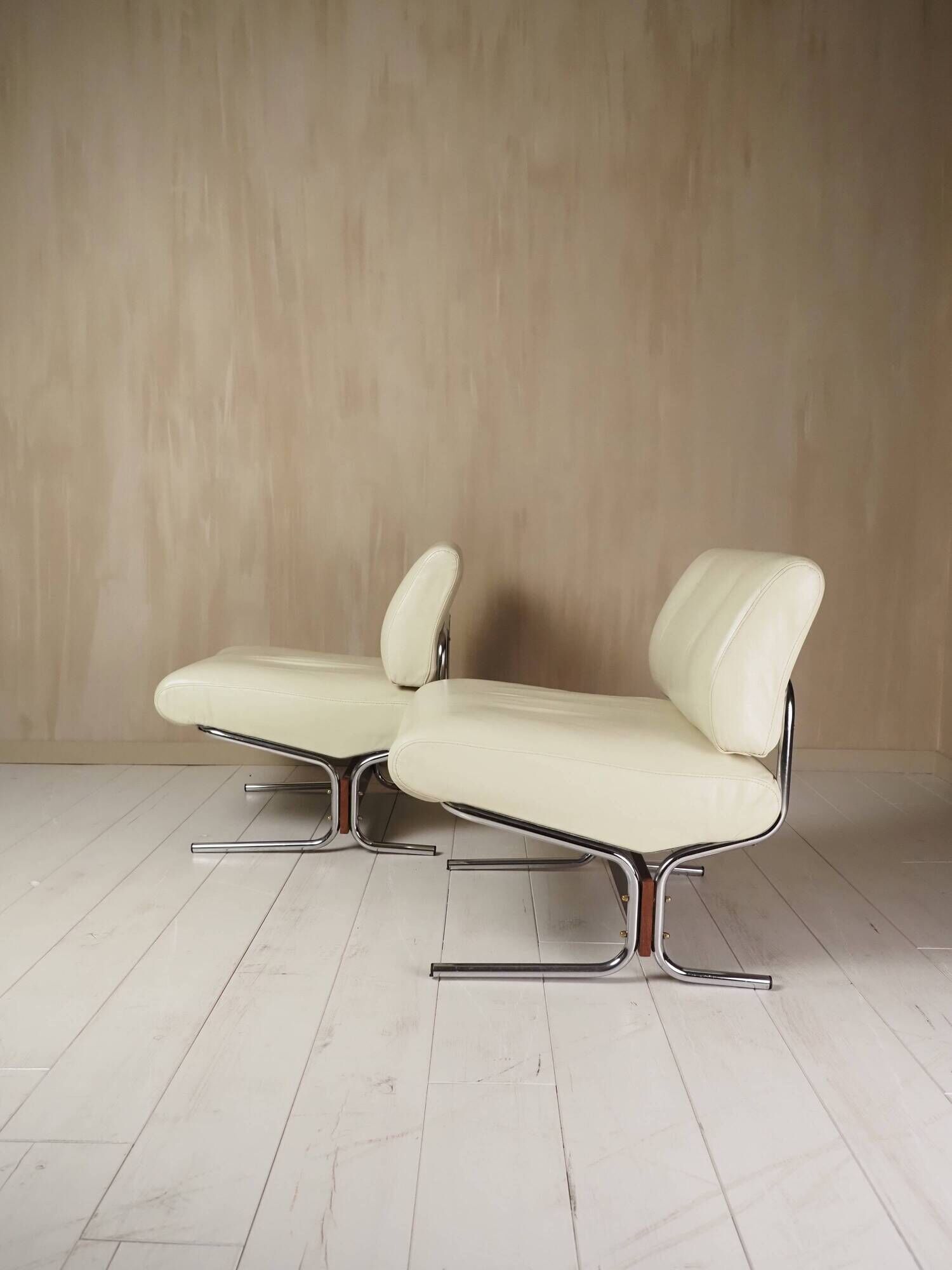Rare pair of "Caracas" lounge chairs by Pierre Guariche, 1960s