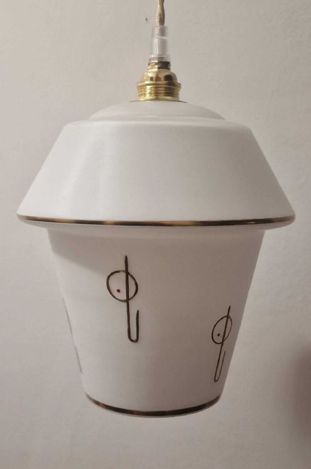 White opaline pendant lamp with gold décor