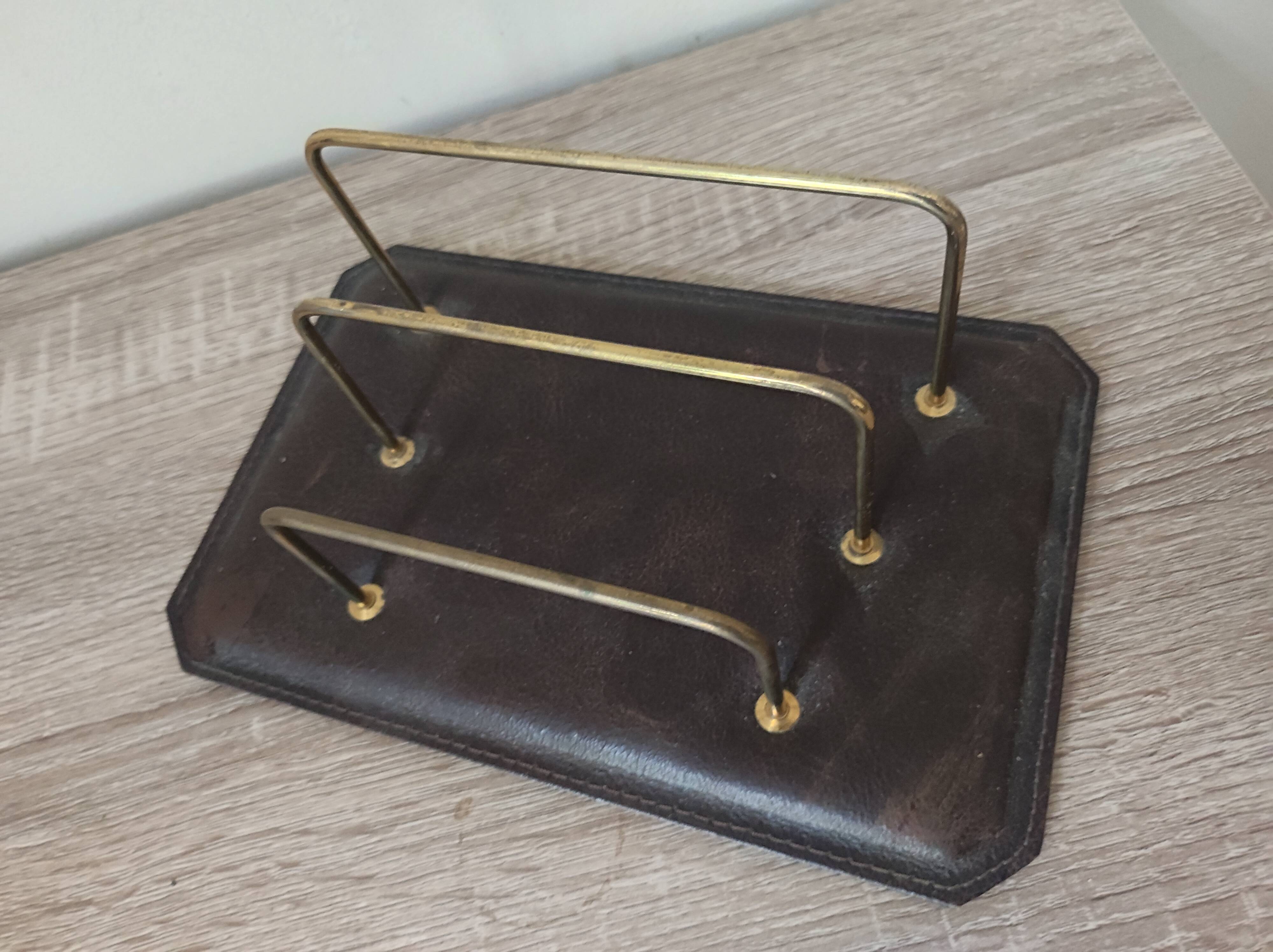 Porte lettre métal perforé et laiton vintage 1960