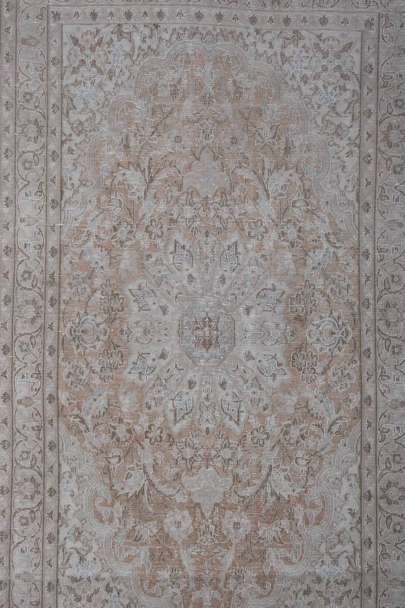 Vintage Turkish Oushak rug 115x203 cm