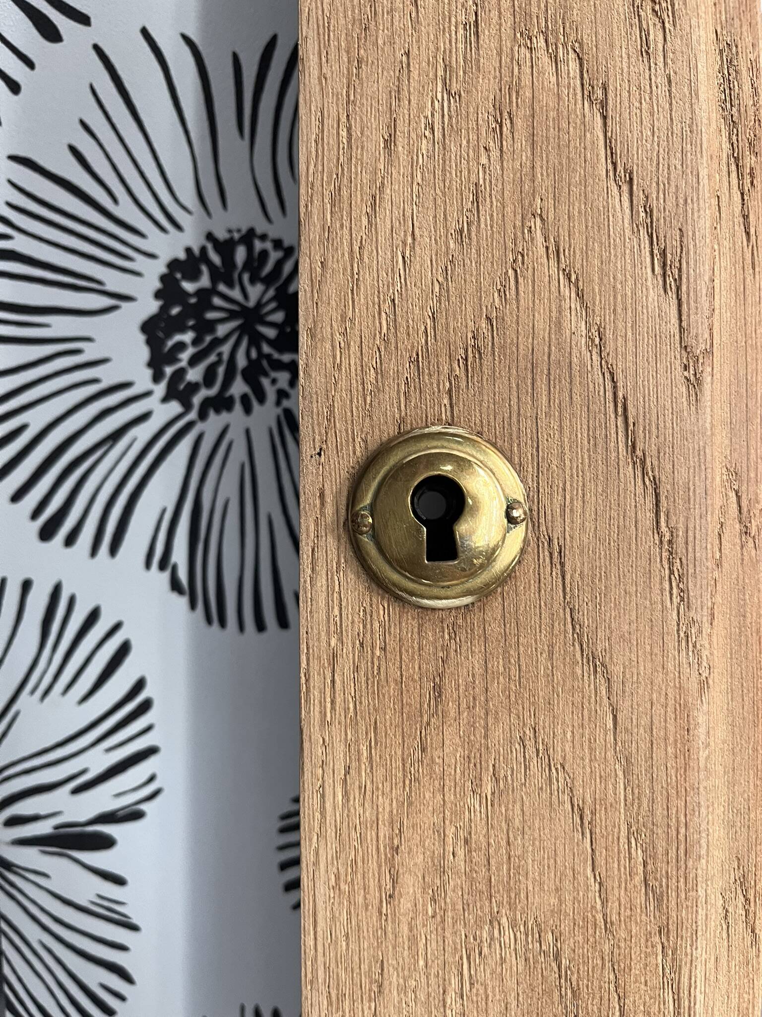 Vintage Art Deco bevelled wardrobe door, solid oak, Azalée.