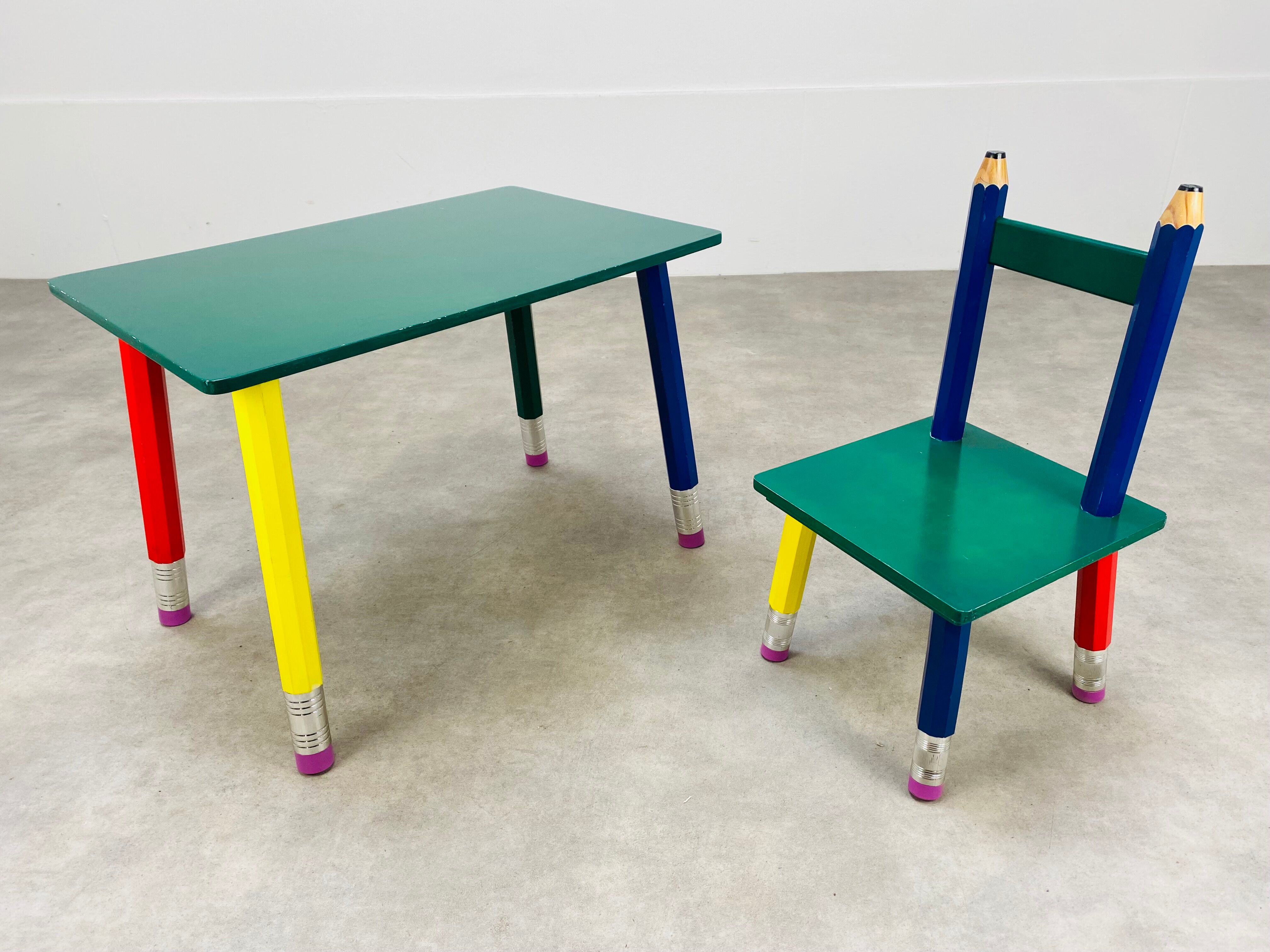 Pierre Sala desk and pencil chair for children